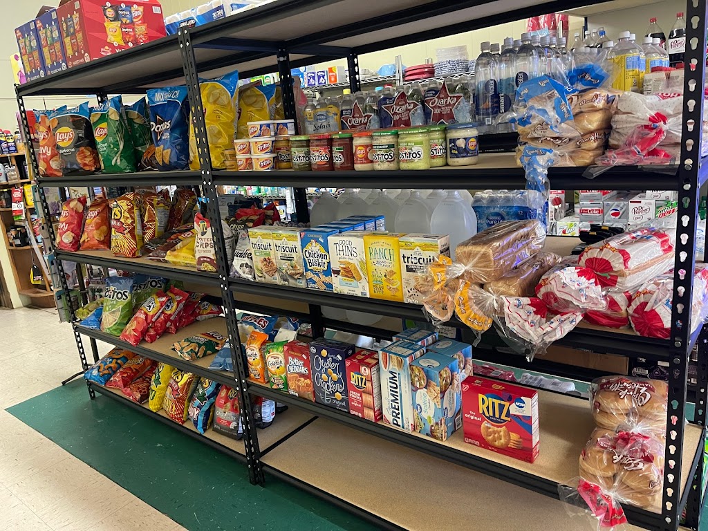 Fall River Market | restaurant | 414 Merchants Ave, Fall River, KS 67047, USA | 6206584615 OR +1 620-658-4615