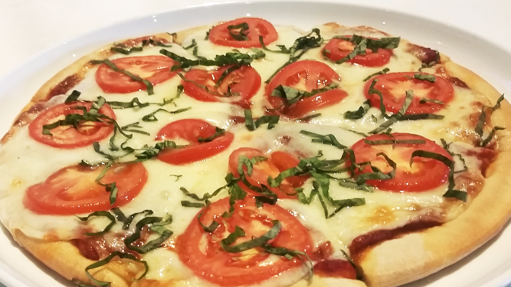 GameTime Tampa | restaurant | 1600 E 8th Ave, Tampa, FL 33605, USA | 8132419675 OR +1 813-241-9675