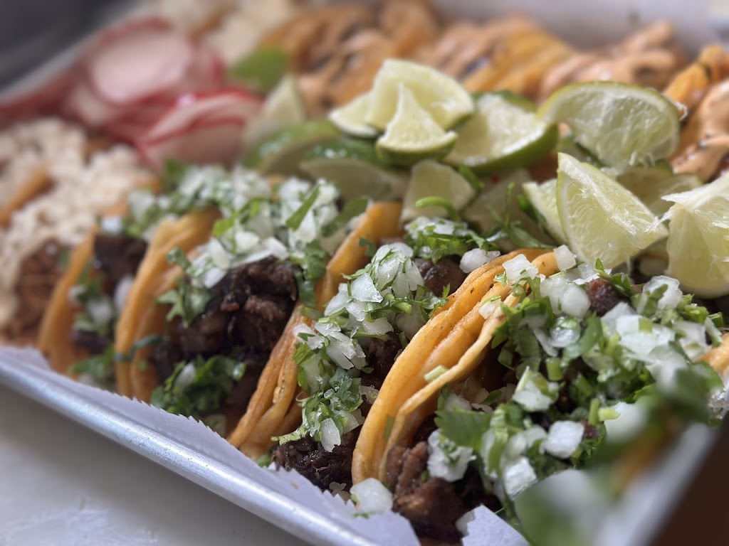 Tacos A La Madre | restaurant | 11623 Beltsville Dr, Beltsville, MD 20705, USA | 3013280201 OR +1 301-328-0201