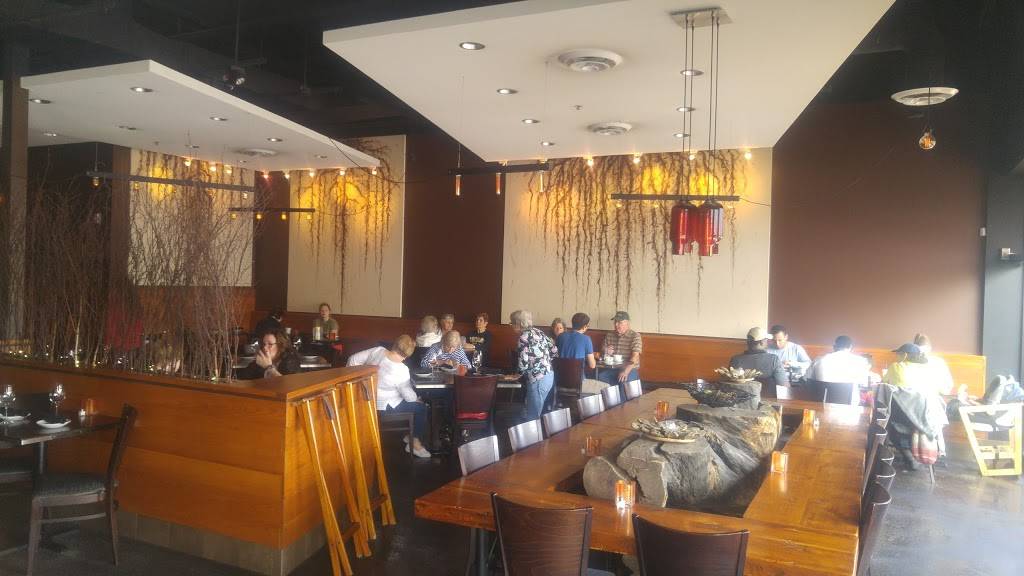 The Root Restaurant & Bar | restaurant | 340 Town Center Blvd E106, White Lake, MI 48386, USA | 2486982400 OR +1 248-698-2400