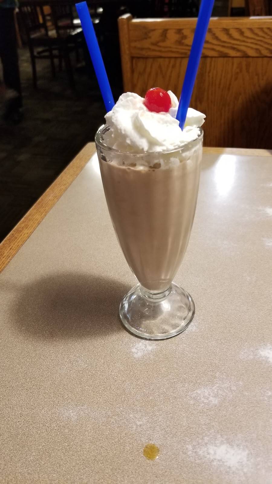 Fuddruckers | restaurant | 2120 Yale Blvd SE, Albuquerque, NM 87106, USA | 5052242841 OR +1 505-224-2841