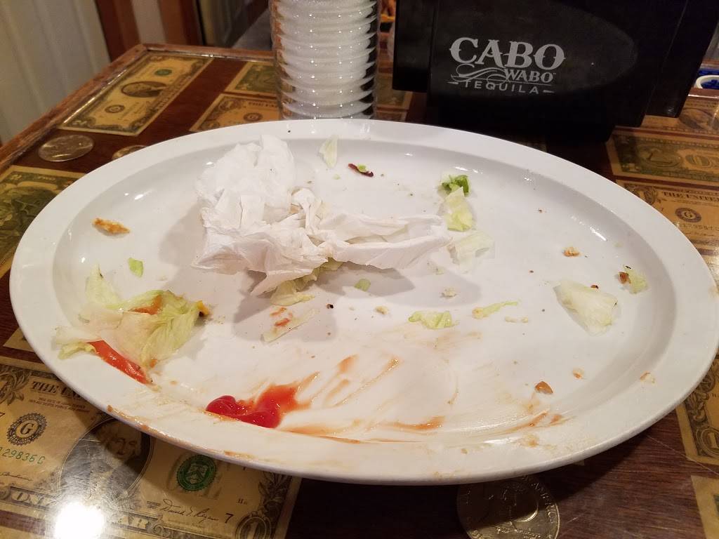 Hoops Sports Bar & Restaurant | restaurant | 1601 Rossville Ave, Frankfort, IN 46041, USA | 7656593313 OR +1 765-659-3313