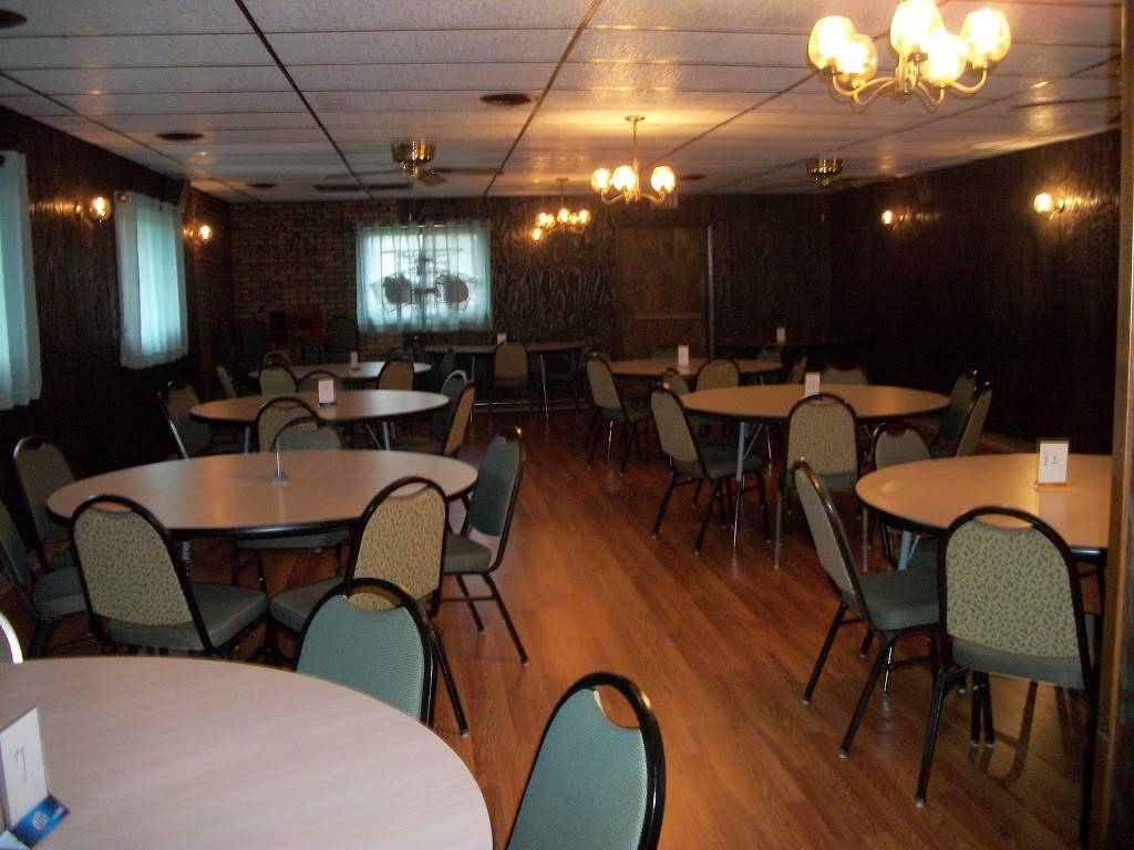 Sweet Mamas Bar and Grill | restaurant | W128 Center St, Krakow, WI 54137, USA | 9208996262 OR +1 920-899-6262