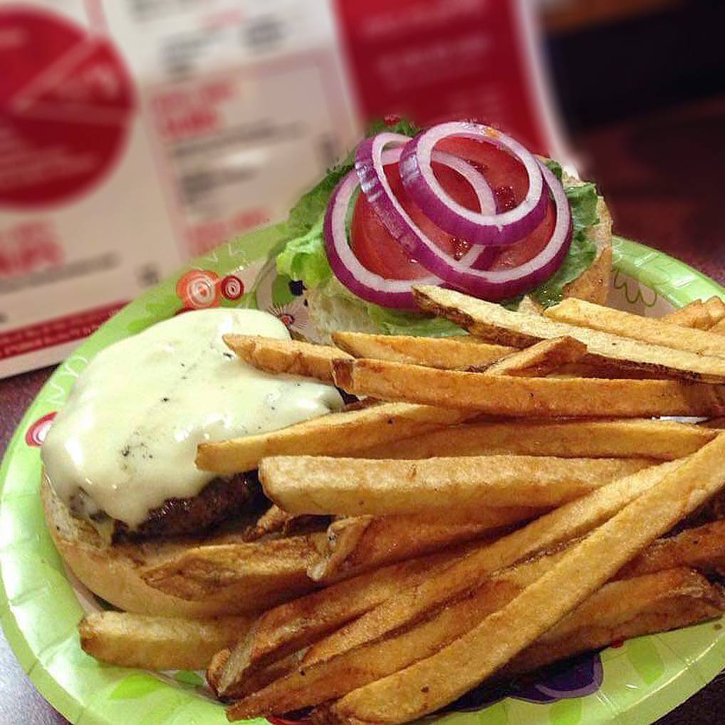 Huncle Bobs Homestyle Kitchen | restaurant | 2529 James St, Syracuse, NY 13206, USA | 3154310530 OR +1 315-431-0530