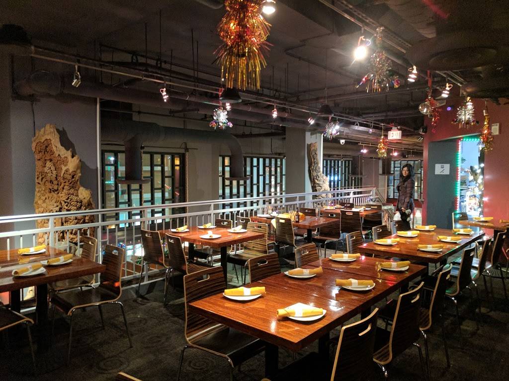 Thai Pavilion | restaurant | 151 American Way, Oxon Hill, MD 20745, USA | 3017492022 OR +1 301-749-2022