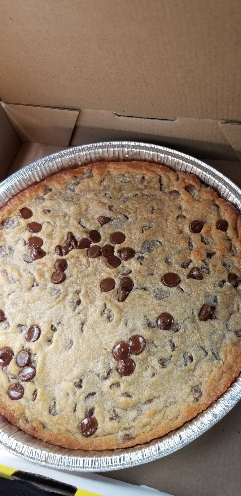 Hungry Howies Pizza | restaurant | 4272 N Academy Blvd, Colorado Springs, CO 80918, USA | 7192662663 OR +1 719-266-2663