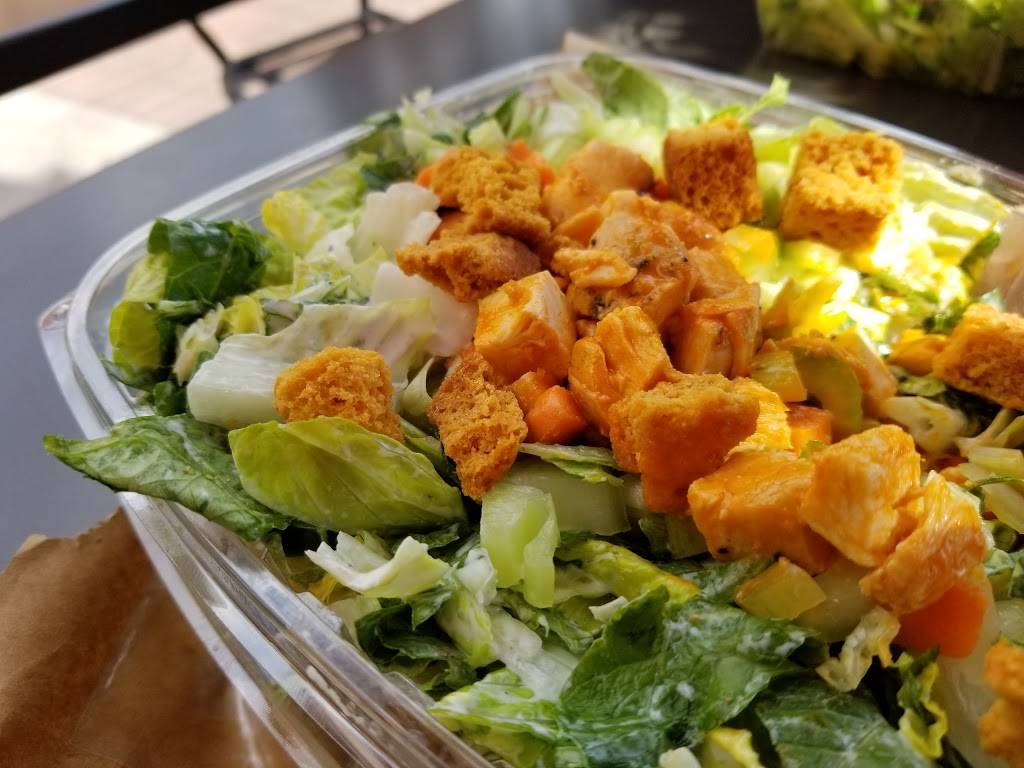 Croutons | restaurant | 17927 MacArthur Blvd, Irvine, CA 92614, USA | 9492220911 OR +1 949-222-0911