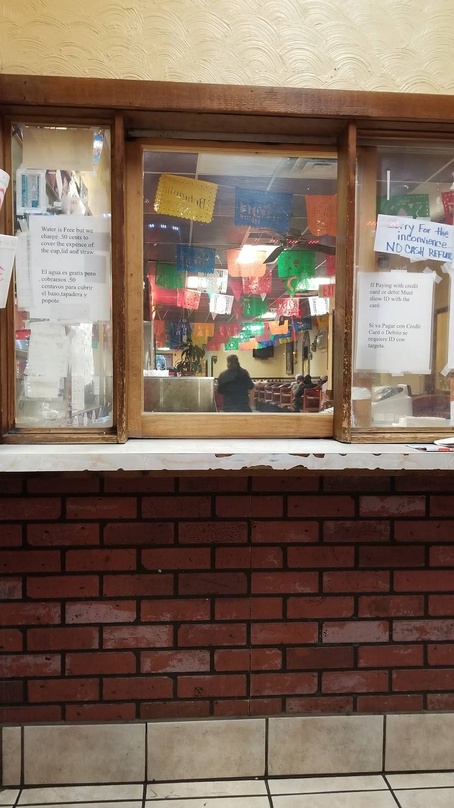 Jalisco Restaurant | restaurant | 1035 S Cesar E Chavez Dr, Milwaukee, WI 53204, USA | 4146727070 OR +1 414-672-7070