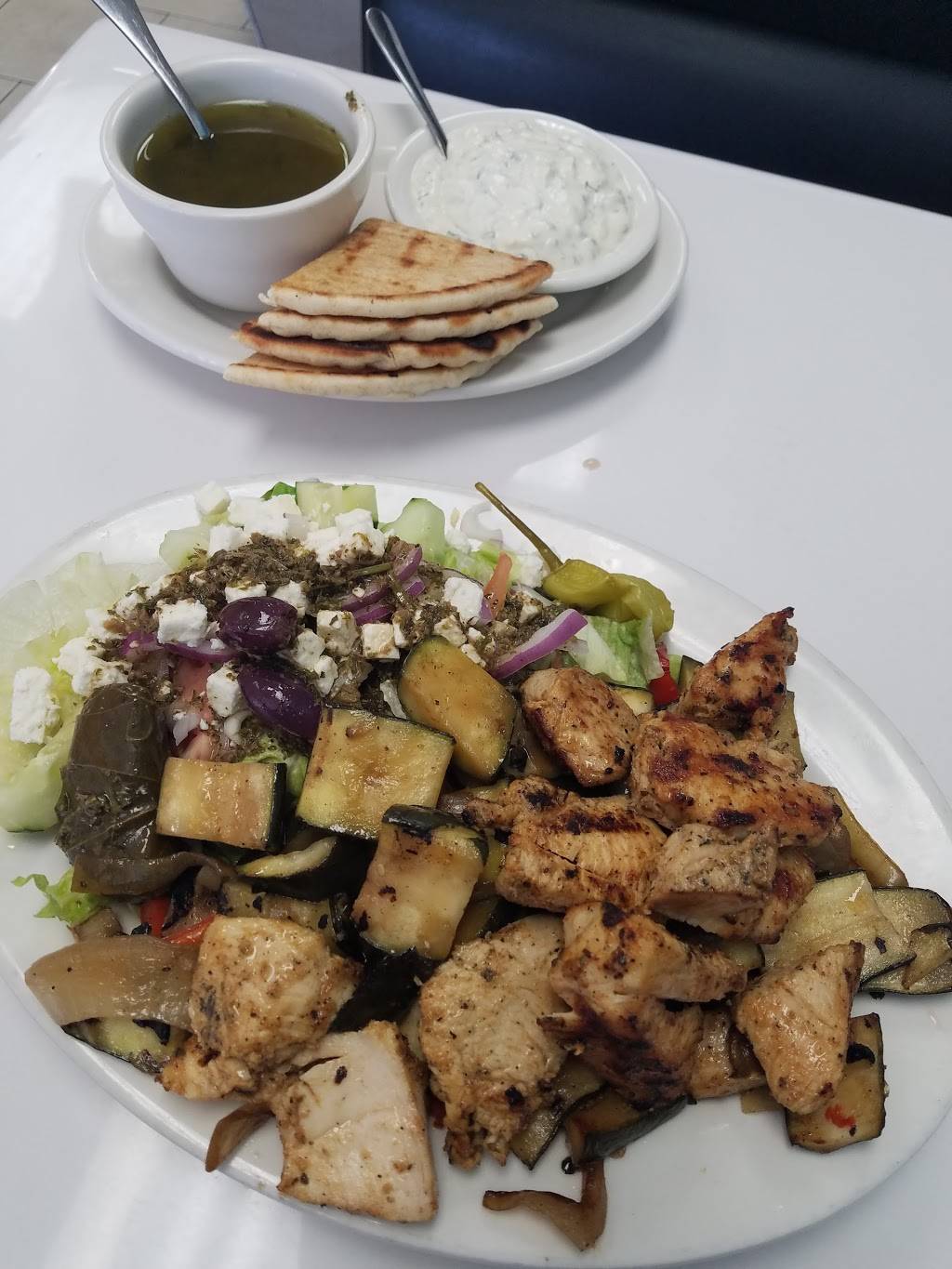 Gyros & Heros | restaurant | 1 N Park Ave, Rockville Centre, NY 11570, USA | 5164423769 OR +1 516-442-3769