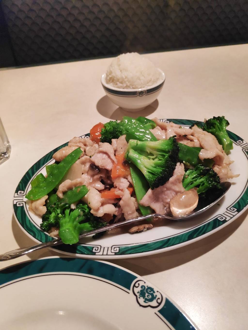 Hunan Pearl Restaurants | restaurant | 15160 Bangy Rd, Lake Oswego, OR 97035, USA | 5039686868 OR +1 503-968-6868