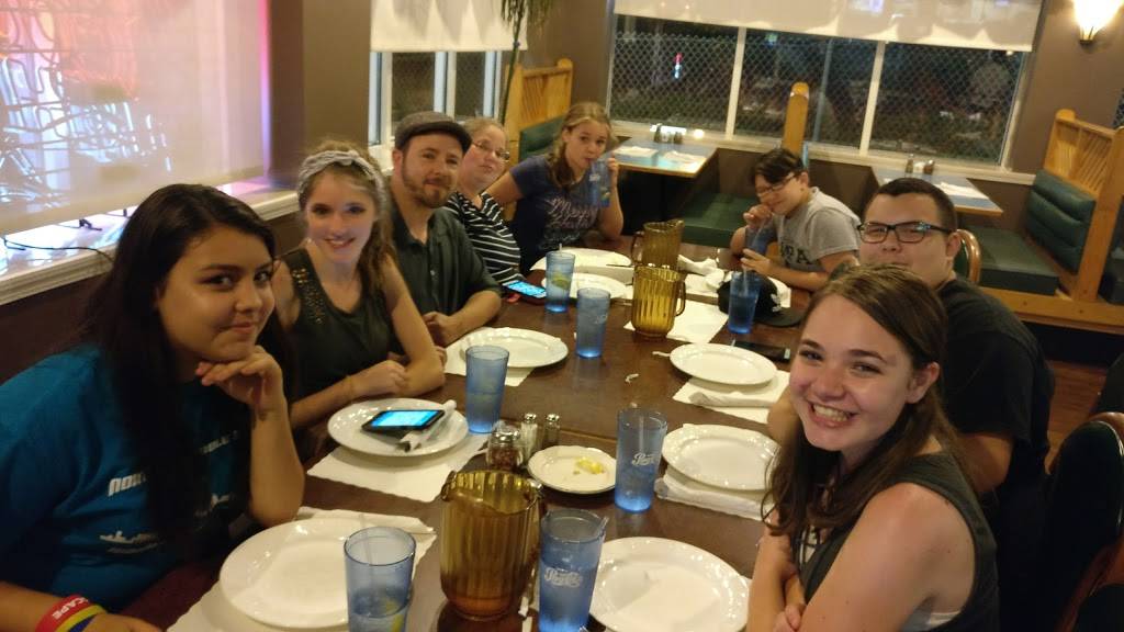 Whooster Pizza & Restaurant | restaurant | 715 Lakewood Rd, Waterbury, CT 06704, USA | 2037555013 OR +1 203-755-5013