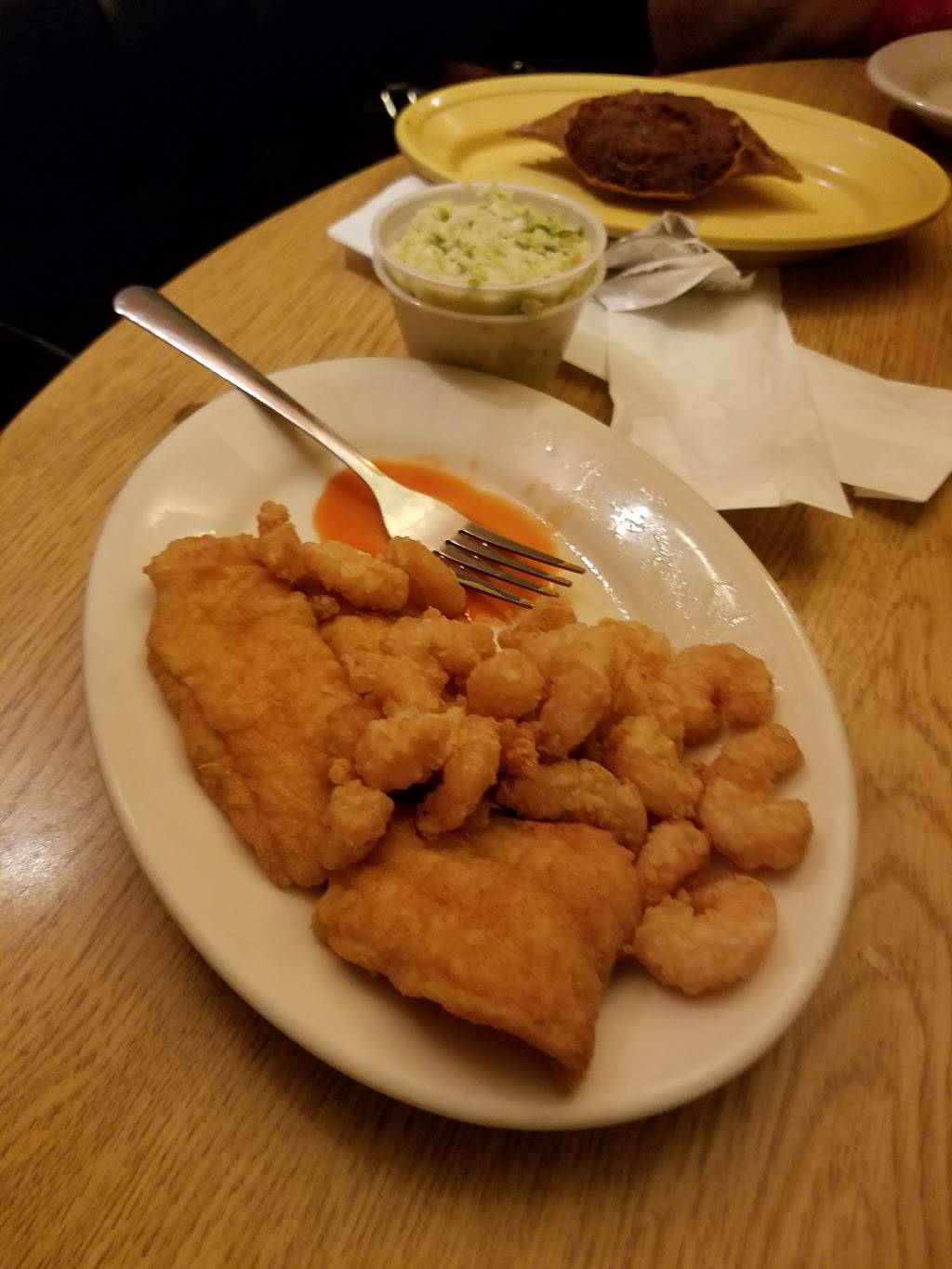 Sandpiper Seafood | restaurant | 1370 Hobbton Hwy, Clinton, NC 28328, USA | 9105928889 OR +1 910-592-8889