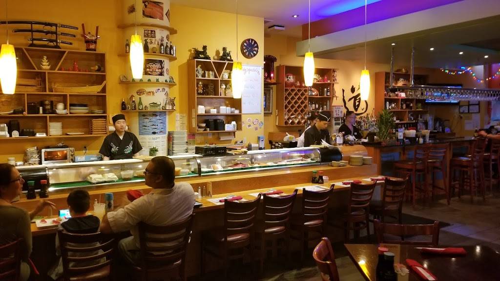 Oyama Sushi & Steakhouse | restaurant | 5350 Council St NE, Cedar Rapids, IA 52402, USA | 3198321800 OR +1 319-832-1800