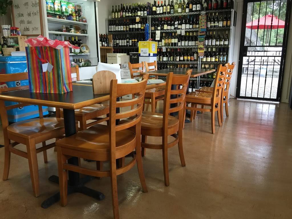 Valley Hills Deli and BBQ | restaurant | 7152 Carmel Valley Rd, Carmel-By-The-Sea, CA 93923, USA | 8312938608 OR +1 831-293-8608