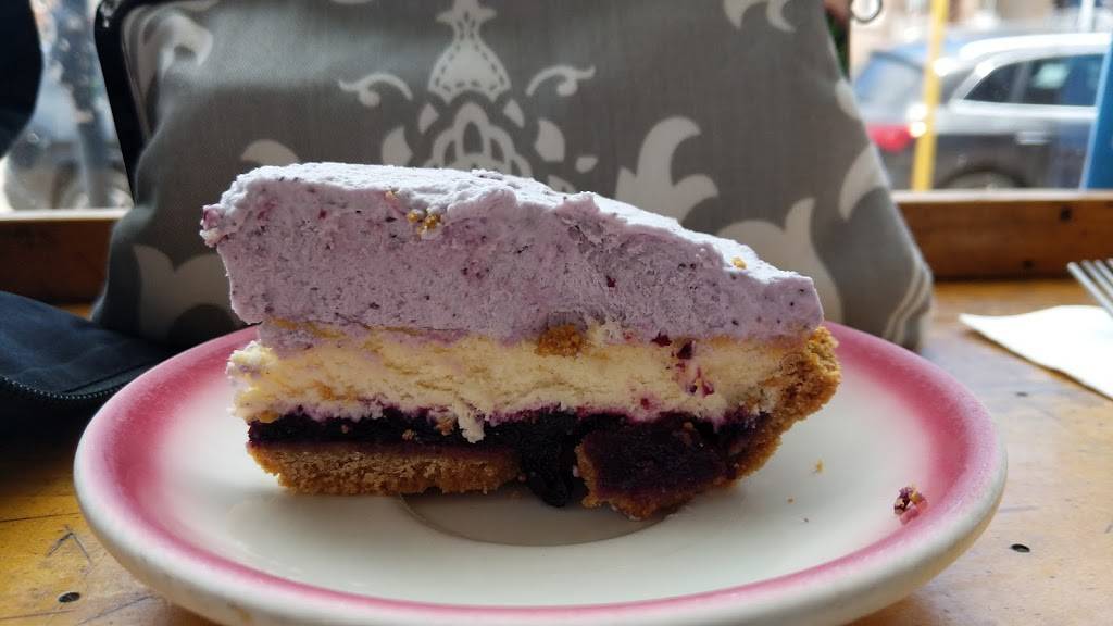 First Slice Pie Cafe | cafe | 5357 N Ashland Ave, Chicago, IL 60640, USA | 7732754297 OR +1 773-275-4297