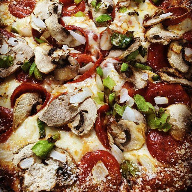 Uncle Andy’s Pizza | restaurant | 204 E 14 Mile Rd, Clawson, MI 48017, USA | 2489551900 OR +1 248-955-1900