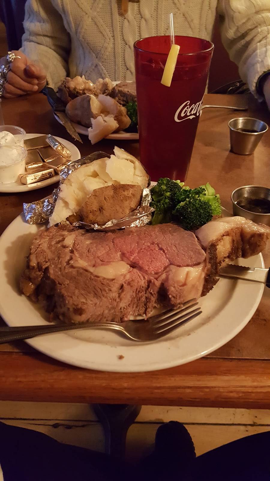 Féile Restaurant and Pub | restaurant | 1619 Post Rd, Wells, ME 04090, USA | 2072514065 OR +1 207-251-4065