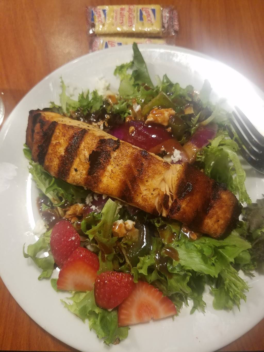 Bistro On The Ridge | restaurant | 914 Southwest Dr, Jonesboro, AR 72401, USA | 8702686780 OR +1 870-268-6780