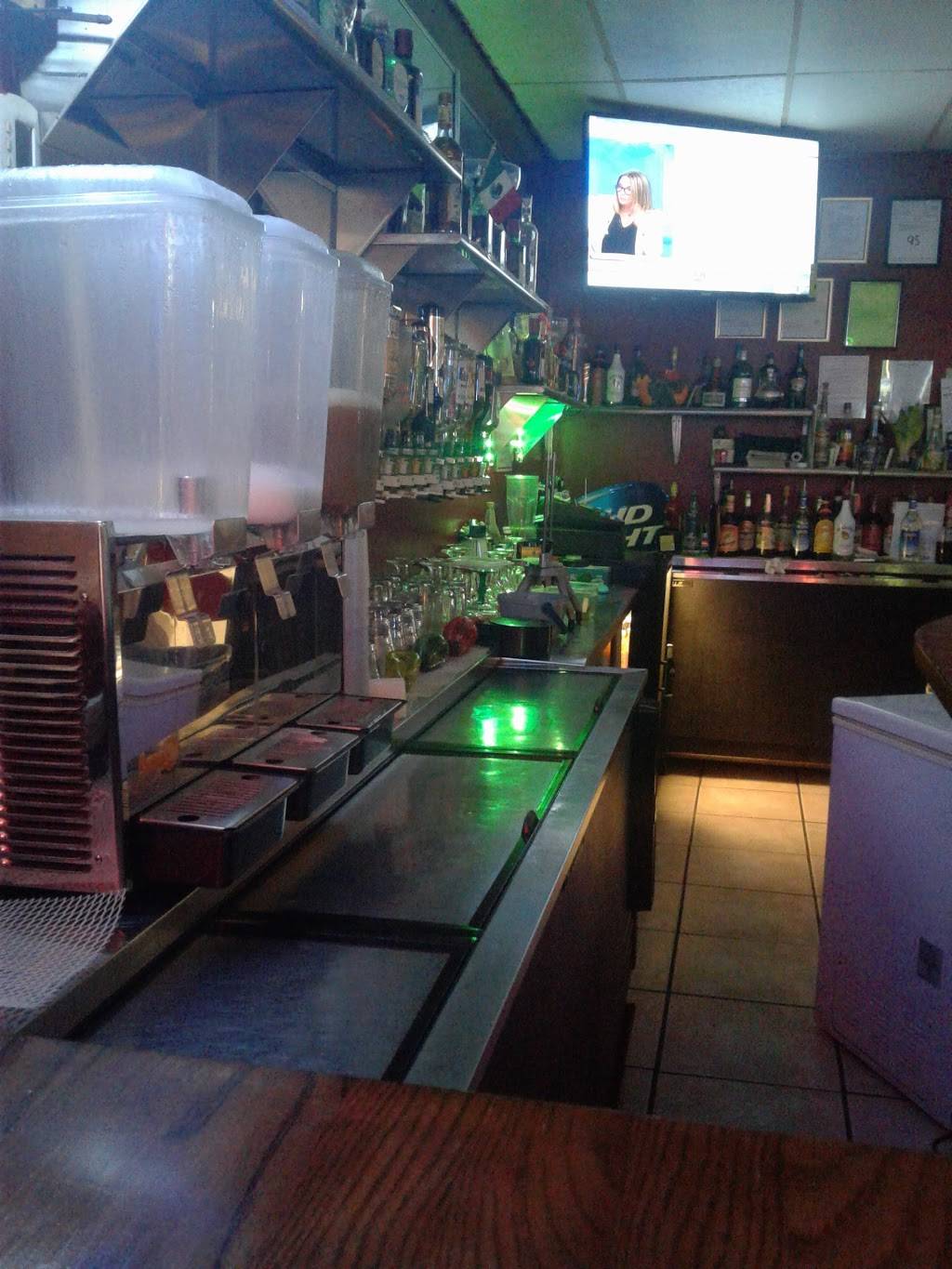 El Chile | restaurant | 273 W Valley Ave, Birmingham, AL 35209, USA | 2059420808 OR +1 205-942-0808