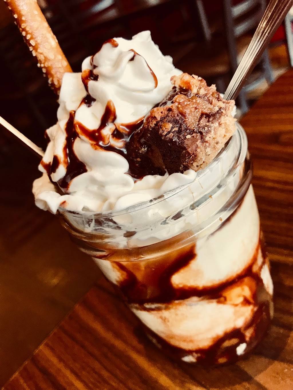 Smokehouse 52 BBQ - Chelsea | restaurant | 125 S Main St, Chelsea, MI 48118, USA | 7345622565 OR +1 734-562-2565