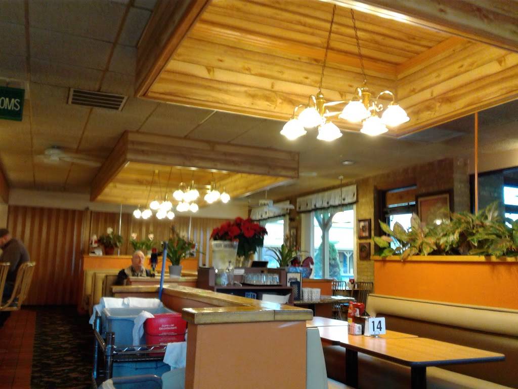 Skillets Bistro | restaurant | 2040 45th St, Highland, IN 46322, USA | 2192934017 OR +1 219-293-4017