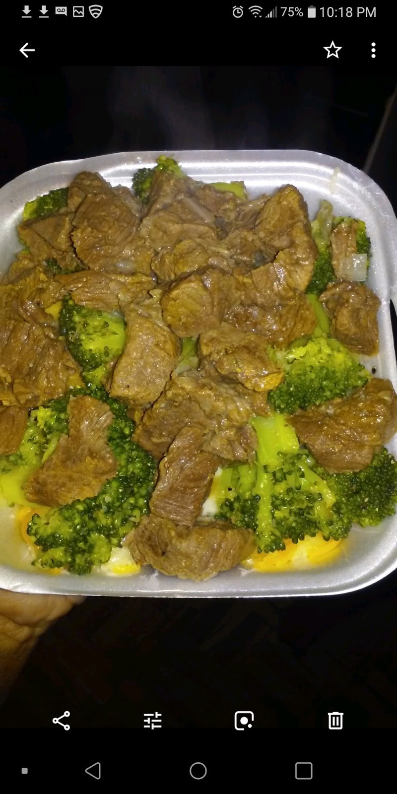 Pooh’s Perfect Potato | restaurant | 7831 Charlevoix St, Detroit, MI 48214, USA | 3132463624 OR +1 313-246-3624