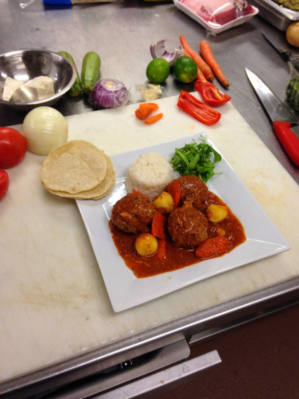 Casa Lola Kitchen de Mexico | restaurant | 16325 SW Barrows Rd #100, Beaverton, OR 97007, USA | 5035678131 OR +1 503-567-8131