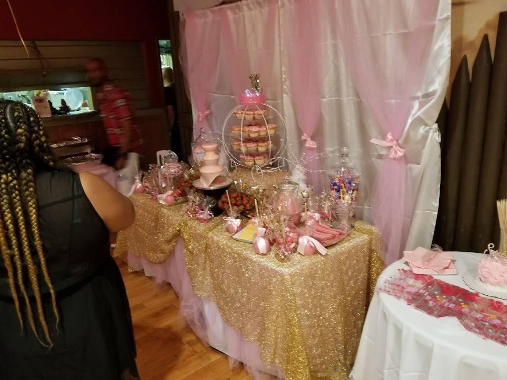 Noahs Ark | restaurant | 13641 Burbank Blvd, Van Nuys, CA 91401, USA | 8187861202 OR +1 818-786-1202