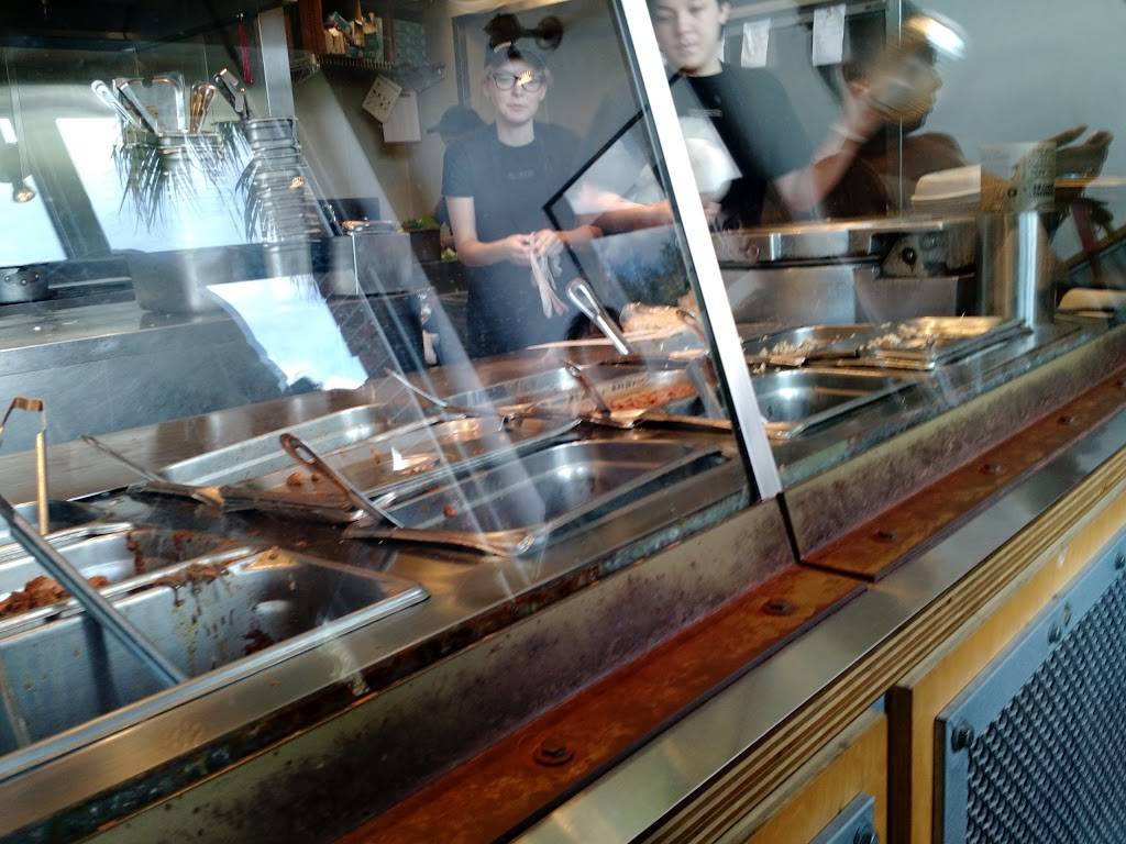 Chipotle Mexican Grill | restaurant | 11680 University Blvd, Orlando, FL 32817, USA | 3212353323 OR +1 321-235-3323