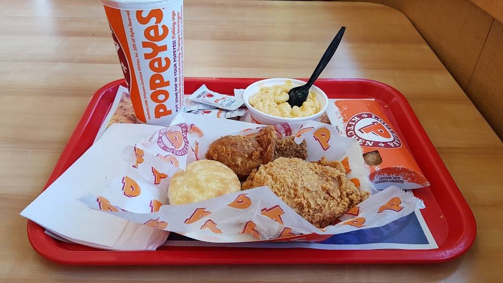 Popeyes Louisiana Kitchen | restaurant | 1949 W Fullerton Ave, Chicago, IL 60614, USA | 7732354545 OR +1 773-235-4545