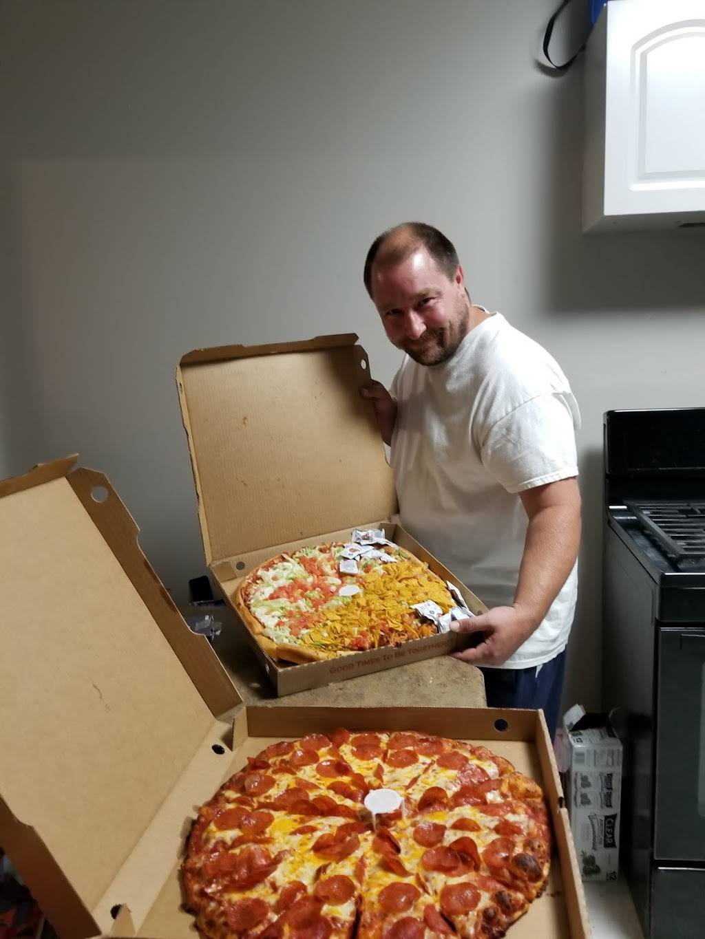 Happy Joes Pizza & Jungle Bungle - W. 50th | restaurant | 201 W 50th St, Davenport, IA 52806, USA | 5633861766 OR +1 563-386-1766