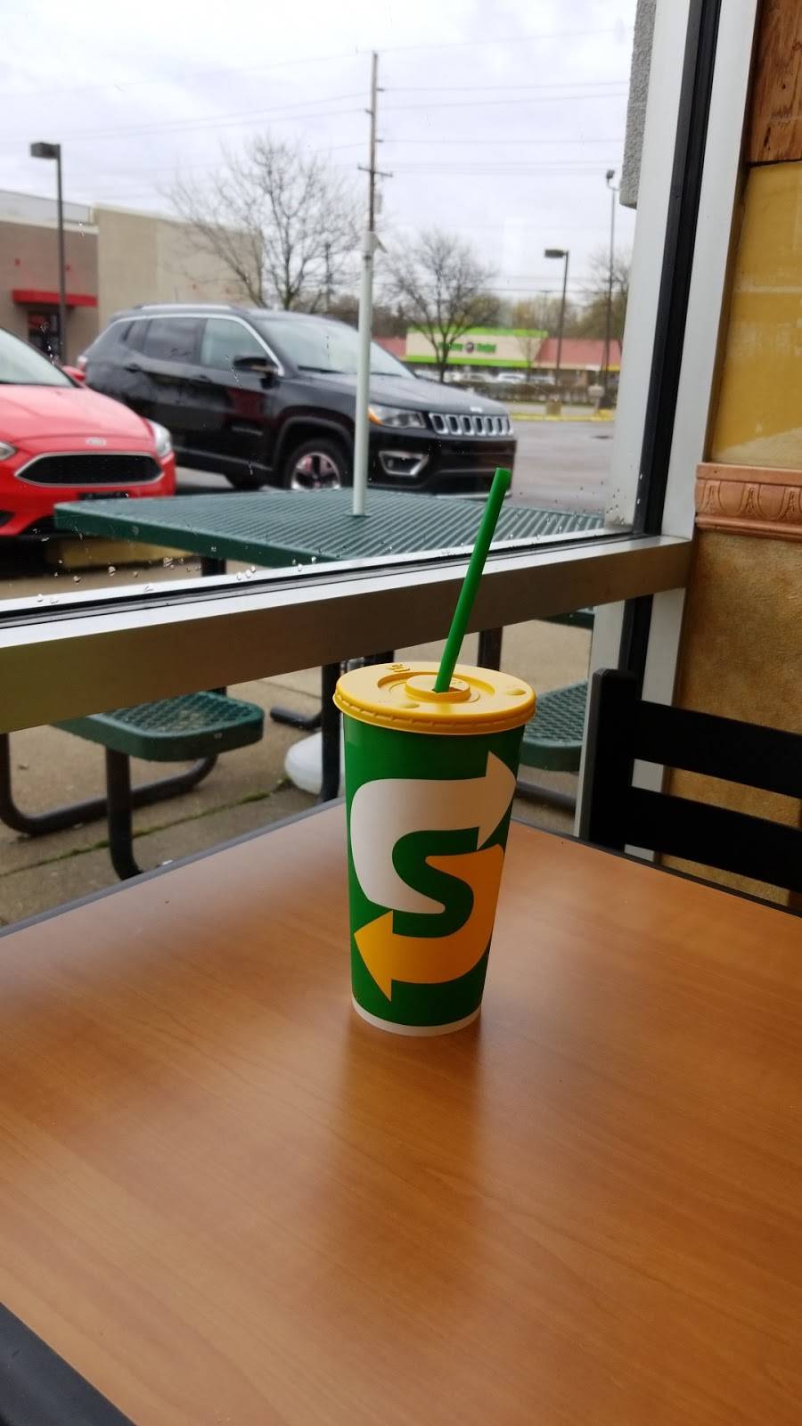 Subway Restaurants | restaurant | 1123 E West Maple Rd, Walled Lake, MI 48390, USA | 2486247490 OR +1 248-624-7490