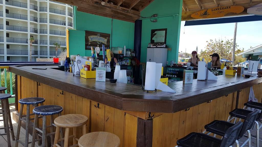 Chases on the Beach | restaurant | 3401 S Atlantic Ave, New Smyrna Beach, FL 32169, USA | 3864238787 OR +1 386-423-8787