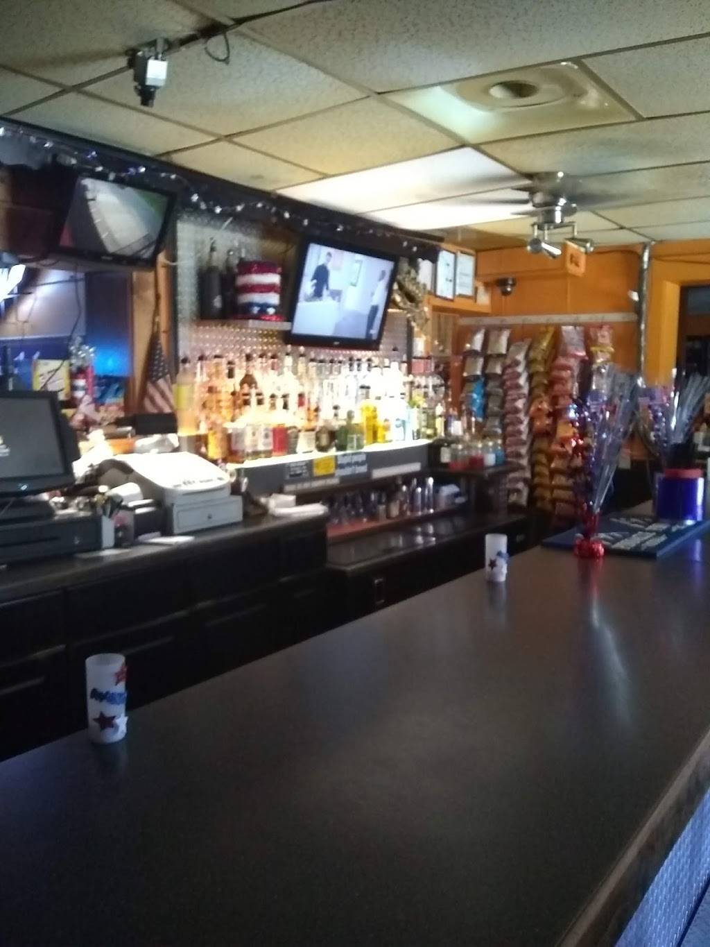 Kickstand Saloon | restaurant | 1267 N Columbus St, Lancaster, OH 43130, USA | 7406811905 OR +1 740-681-1905