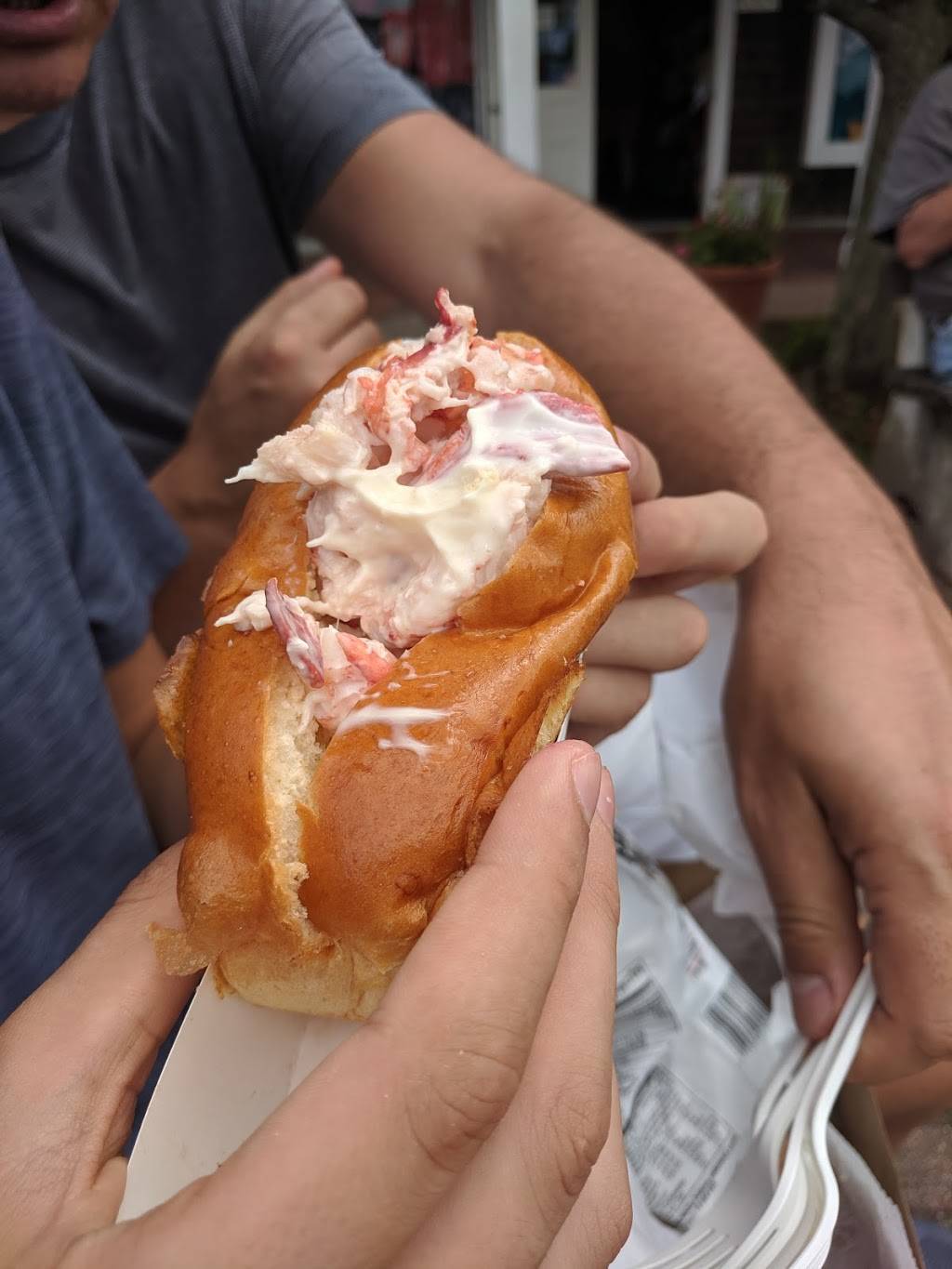 Foot Bridge Lobster | restaurant | 108 Perkins Cove Rd, Ogunquit, ME 03907, USA | 2072514217 OR +1 207-251-4217