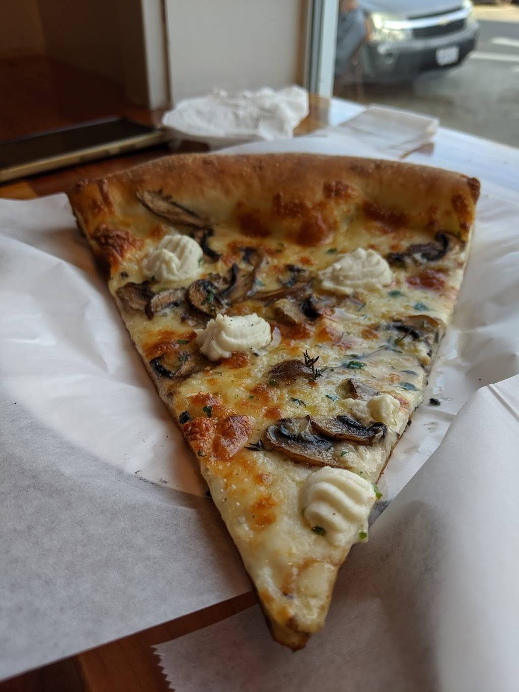 Raymond’s Pizzeria | restaurant | 130 Railroad Ave, Richmond, CA 94801, USA | 5106094961 OR +1 510-609-4961