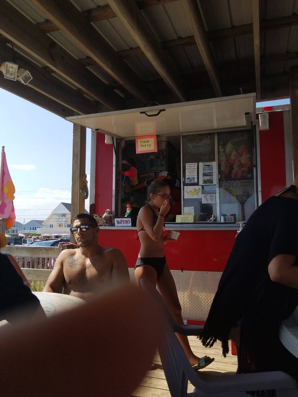 Little Mermaids | restaurant | 139 Atlantic Ave, Westerly, RI 02891, USA | 4015965681 OR +1 401-596-5681