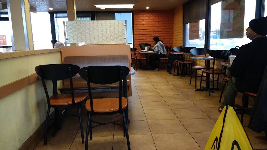 Jack in the Box | restaurant | 5400 Sepulveda Blvd, Culver City, CA 90230, USA | 3103974931 OR +1 310-397-4931