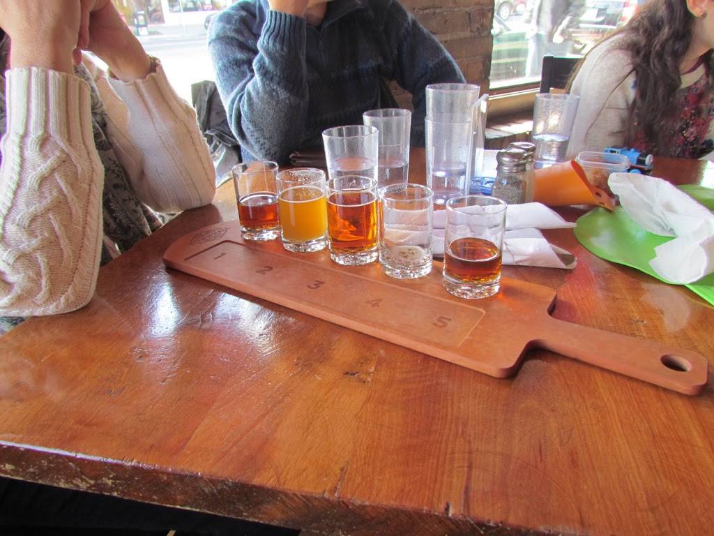 Town Hall Brewery | restaurant | 1430 S Washington Ave, Minneapolis, MN 55454, USA | 6123398696 OR +1 612-339-8696