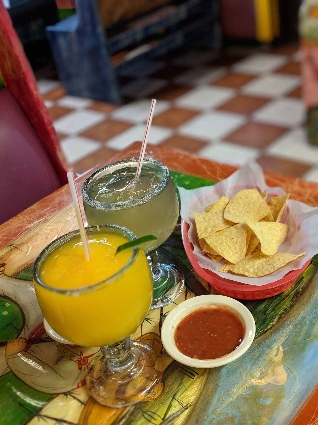 Dos Margaritas | restaurant | 4230 N Clinton St, Fort Wayne, IN 46805, USA | 2604261118 OR +1 260-426-1118