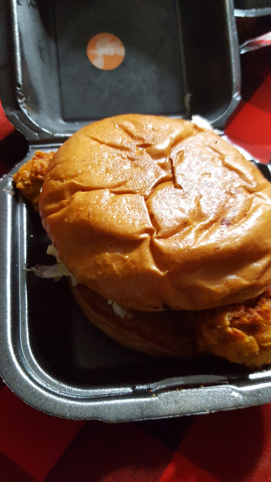 Byrds Hot Chicken | restaurant | 420 N McKinley St Suite 103, Corona, CA 92879, USA | 9512686072 OR +1 951-268-6072