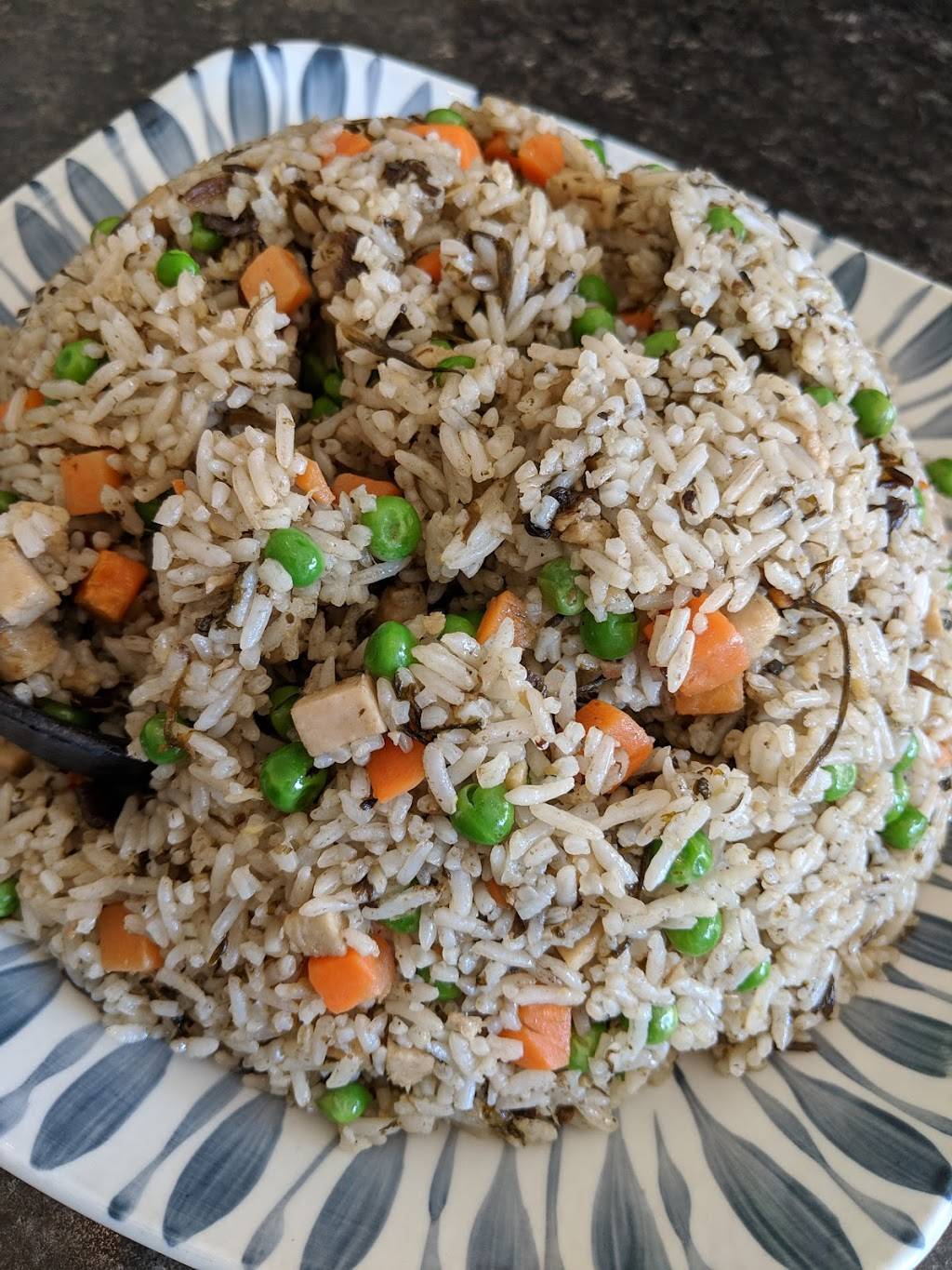 Buddhas Vegan Restaurant | restaurant | 666 Dundas St W, Toronto, ON M5T 1H9, Canada | 4166033811 OR +1 416-603-3811