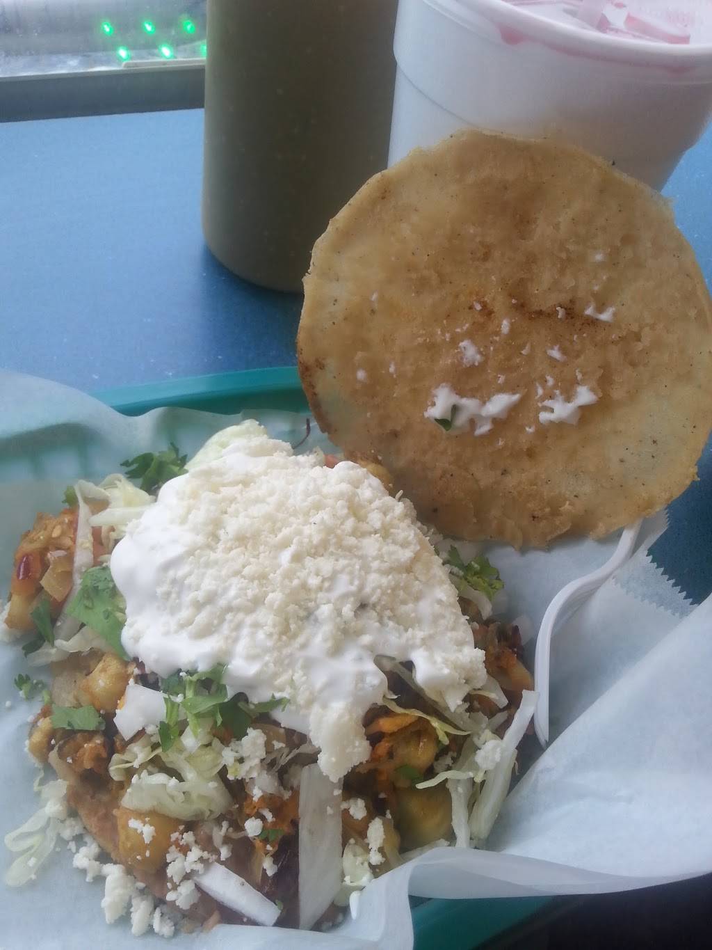 Manolos Tamales | restaurant | 4706 W 63rd St, Chicago, IL 60629, USA | 7738848000 OR +1 773-884-8000