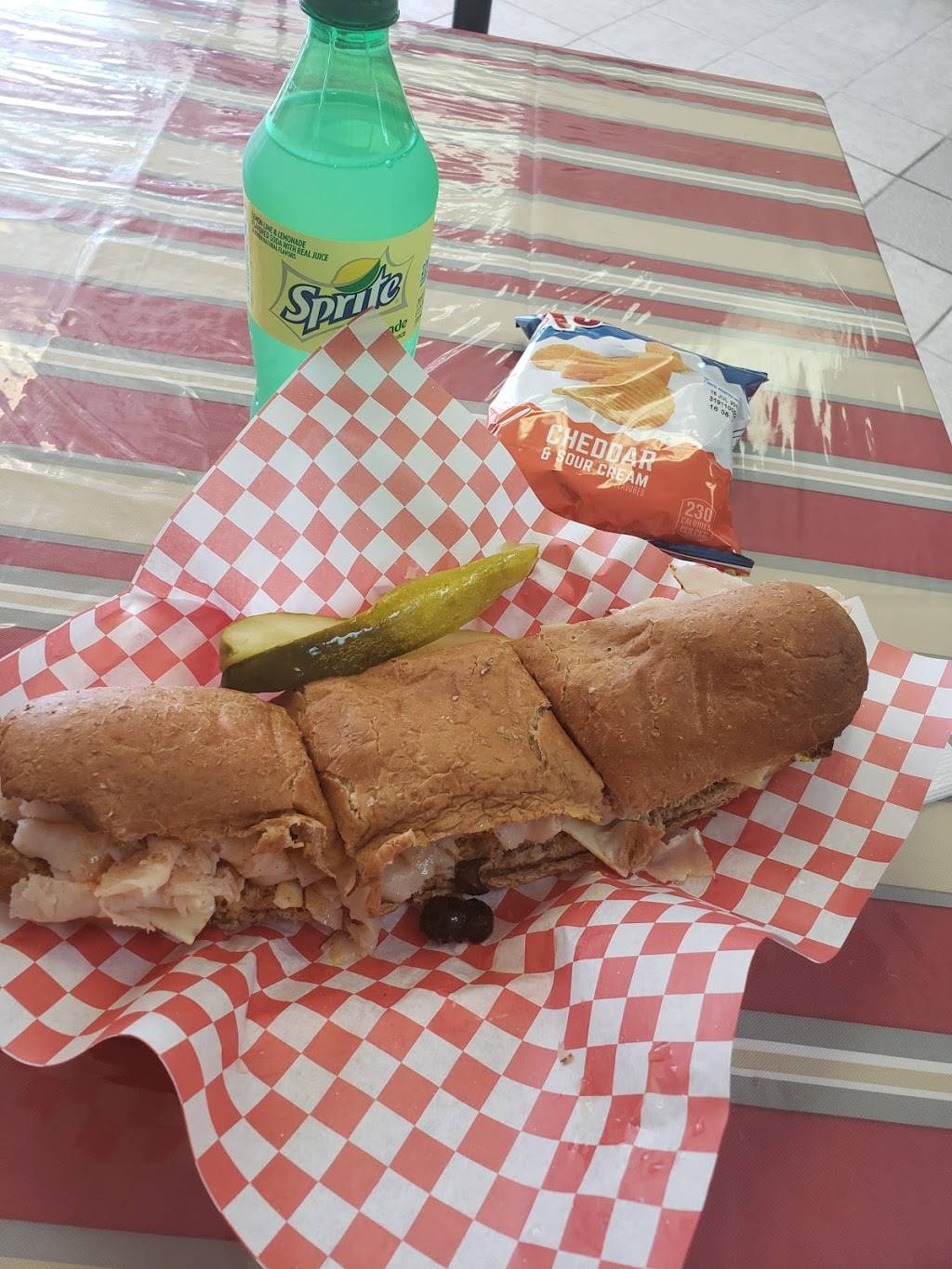 Ms. Bs Sub Shop | restaurant | 1256 Getwell Rd, Memphis, TN 38118, USA | 9015675523 OR +1 901-567-5523