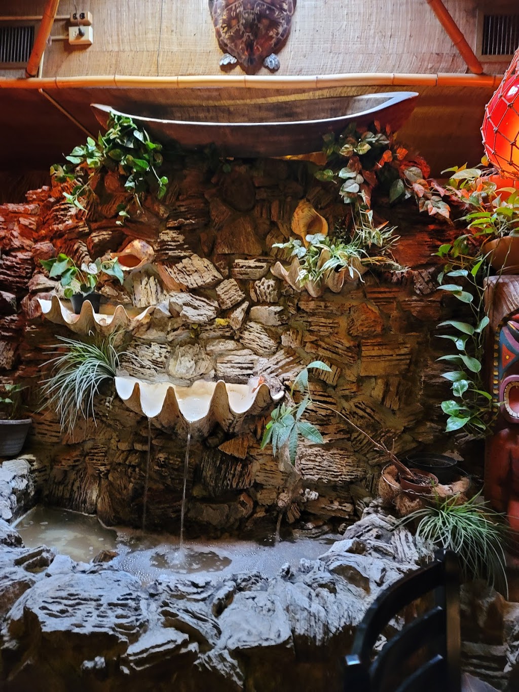 Kon Tiki Restaurant & Lounge | night club | 4625 E Broadway Blvd, Tucson, AZ 85711, USA | 5203237193 OR +1 520-323-7193