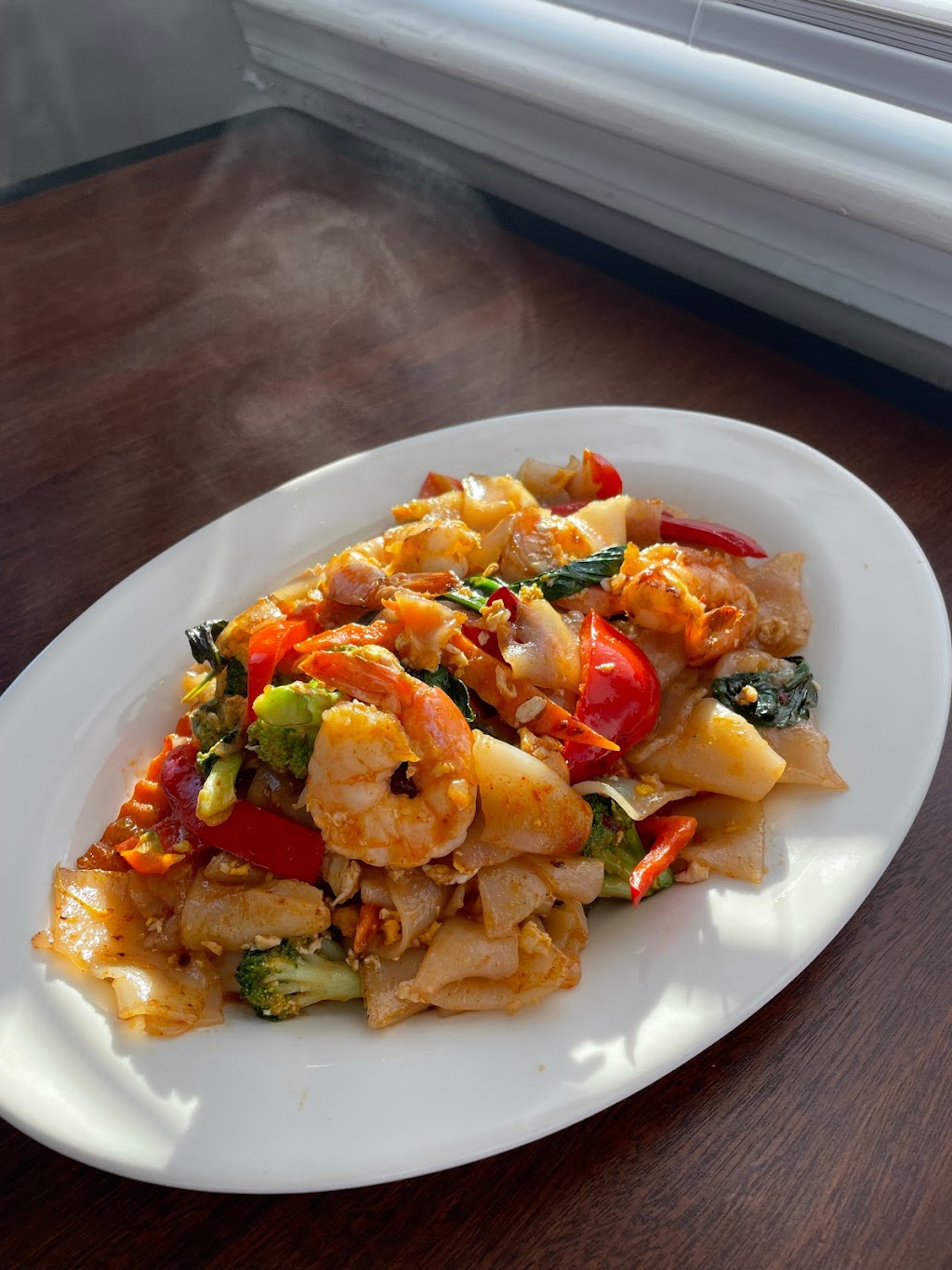Thai Wok Street Food | restaurant | 98 Pascoag Main St, Pascoag, RI 02859, USA | 4017104001 OR +1 401-710-4001