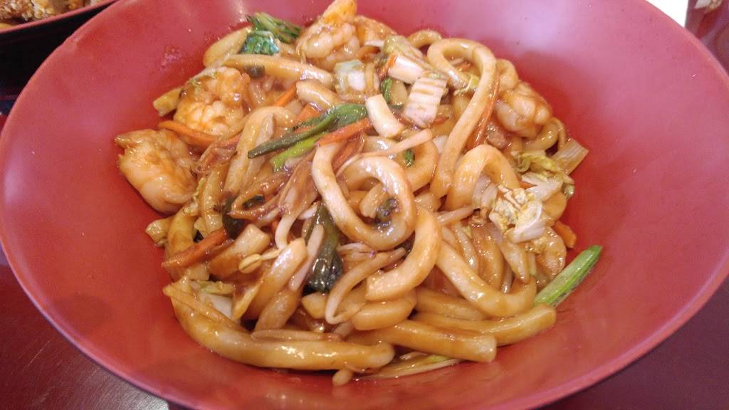 Bento Asian Kitchen + Sushi | restaurant | 3841 SW Archer Rd, Gainesville, FL 32608, USA | 3522245123 OR +1 352-224-5123