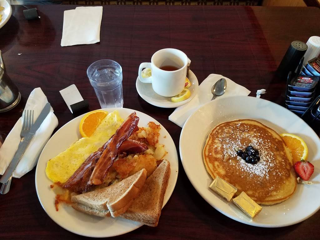 Brothers Pizza Greencastle | restaurant | 50 Pine Dr, Greencastle, PA 17225, USA | 7175975322 OR +1 717-597-5322