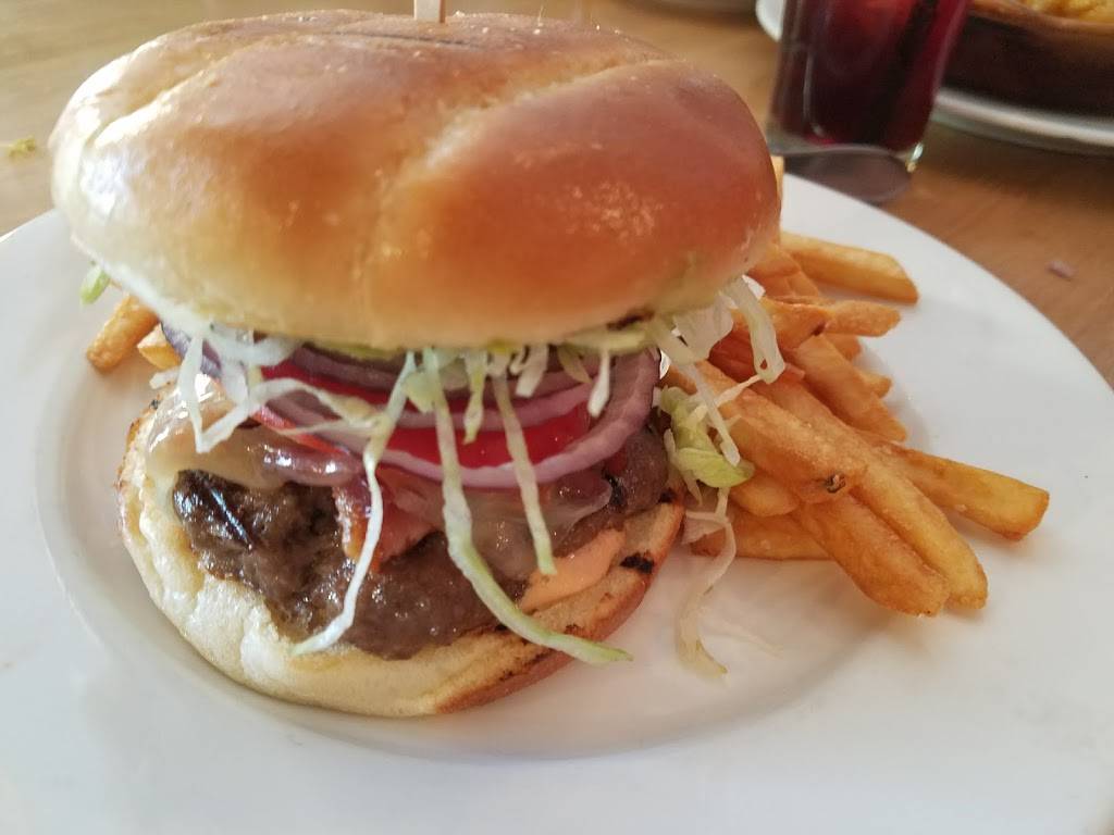 Francos Kitchen | restaurant | 10 W Oak St, Lodi, CA 95240, USA | 2094007164 OR +1 209-400-7164