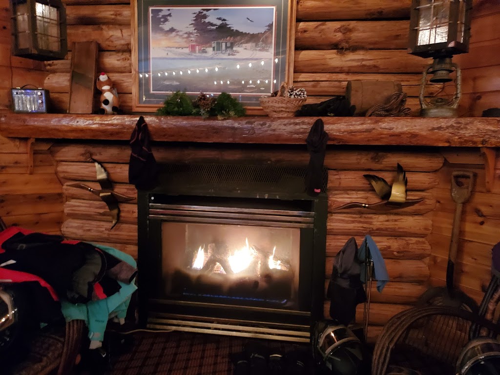 Junction Bar & Grill | restaurant | 15020 State Hwy 1 #4421, Cook, MN 55723, USA | 2183764687 OR +1 218-376-4687